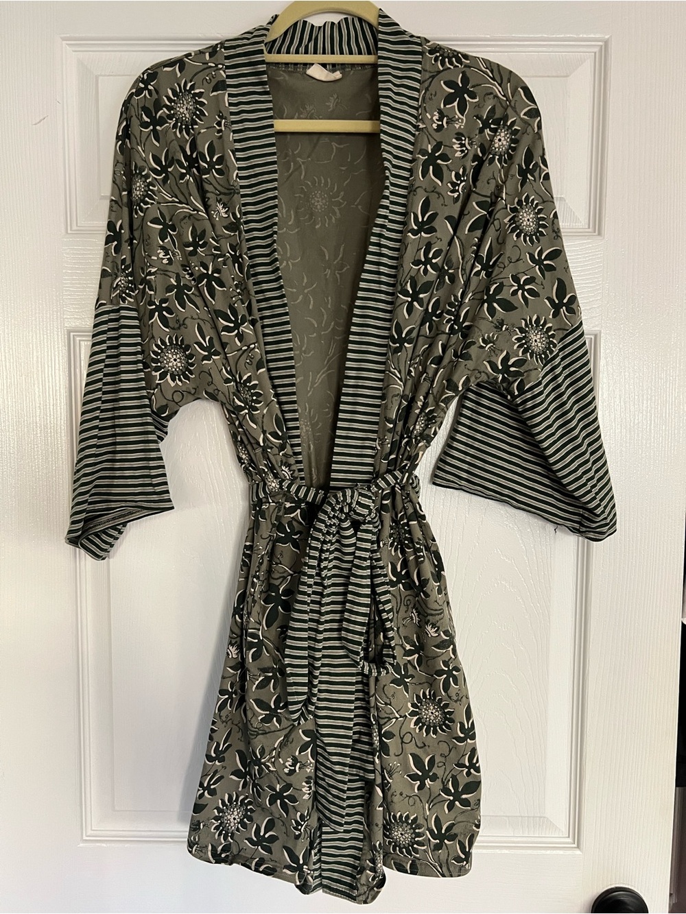 ‼️NWT: Pact Organic Green Floral Botanical Lightweight Robe - XL/XXL